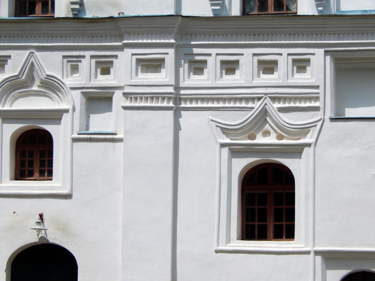 Architectural details and fragments of Ukrainian baroque in Chernigov photo