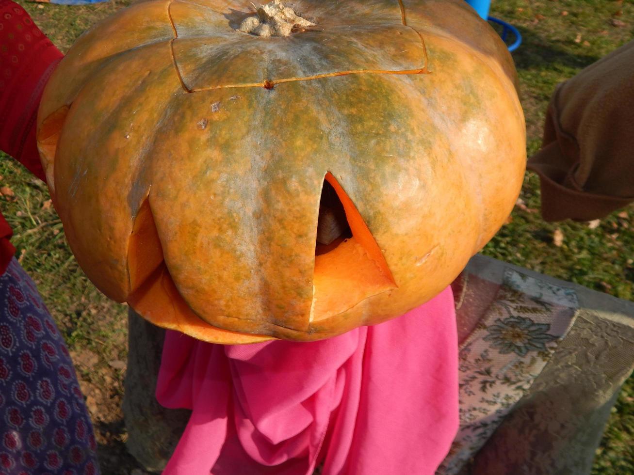 calabaza tallada del día de fiesta de halloween foto