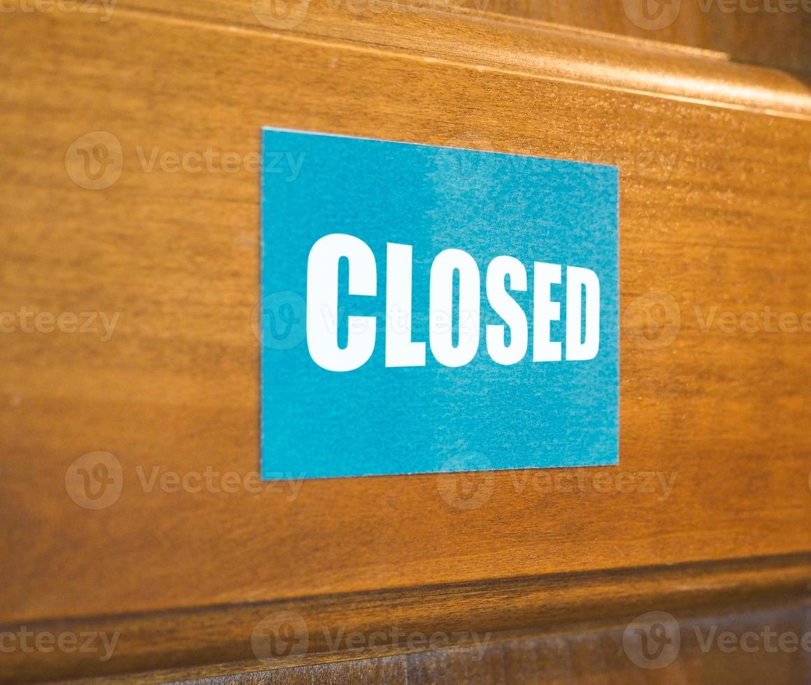 Closed sign on door photo