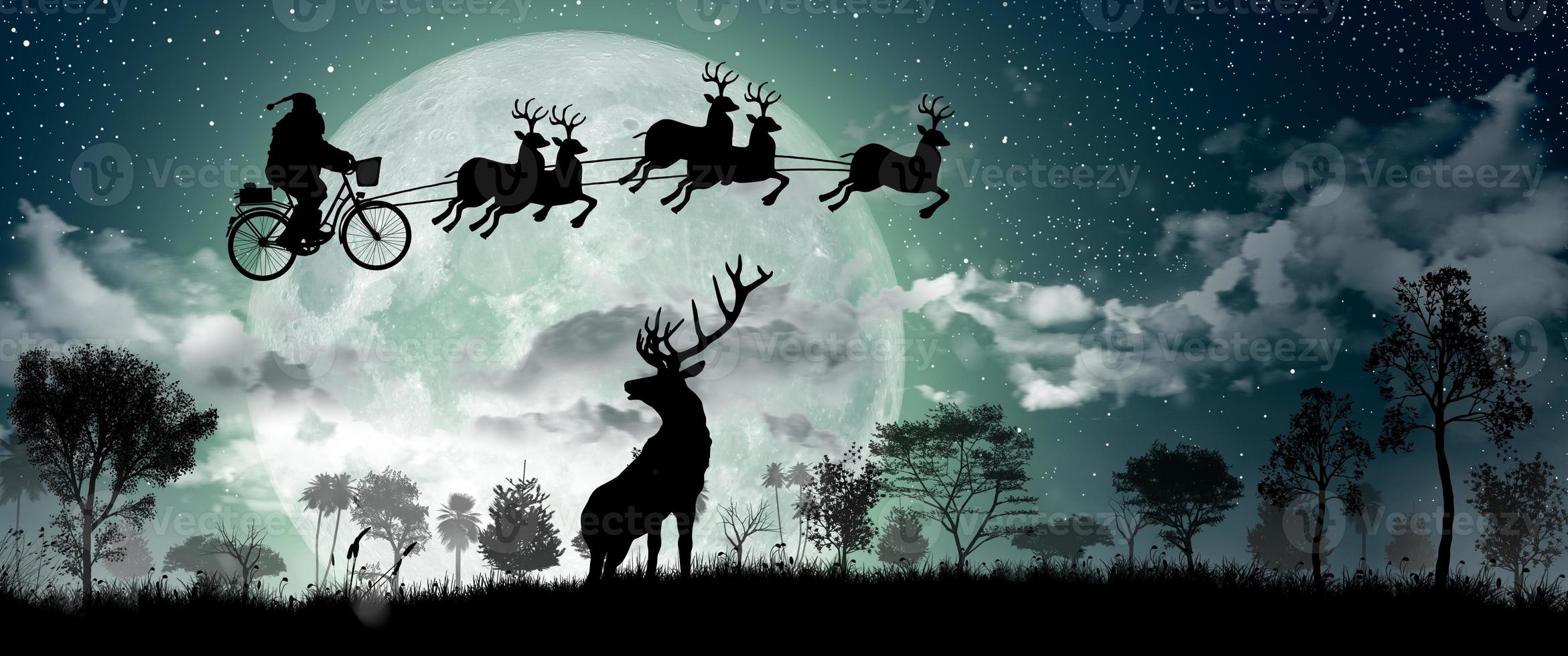 silueta de santa claus montando en su bicicleta para llevar un regalo con sus renos durante la luna llena en la noche de navidad. foto