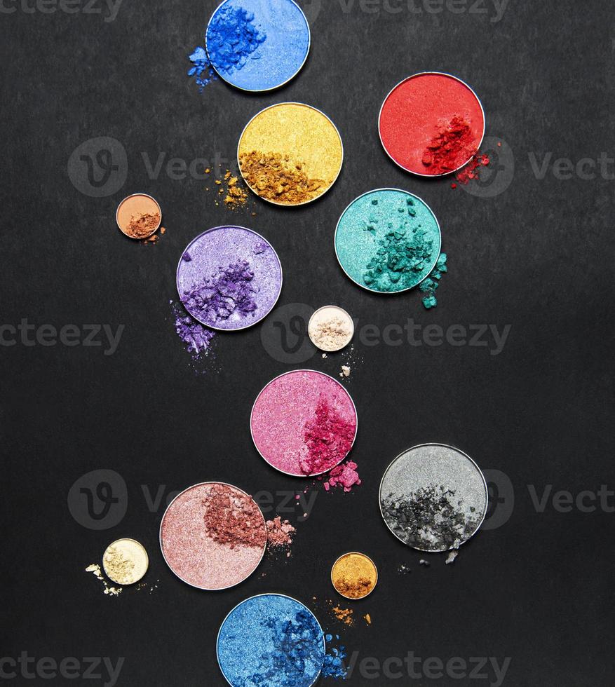 Assorted colors eyeshadow photo