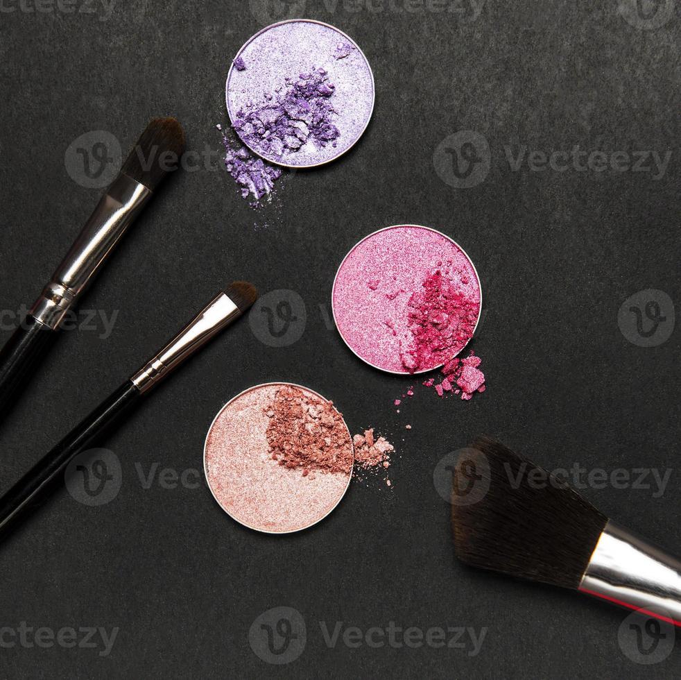 Assorted colors eyeshadow photo