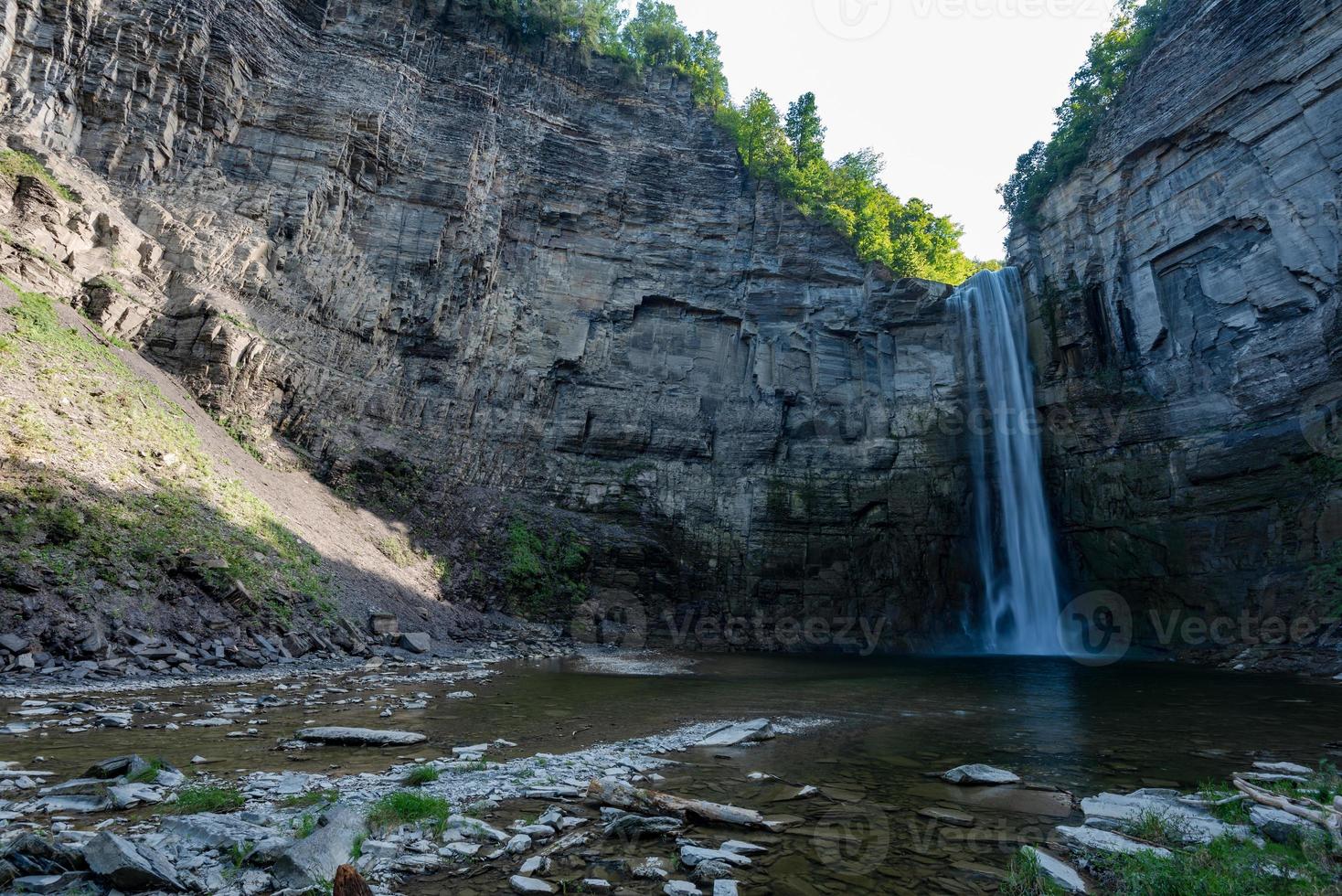 cataratas taughannock - sendero del desfiladero foto