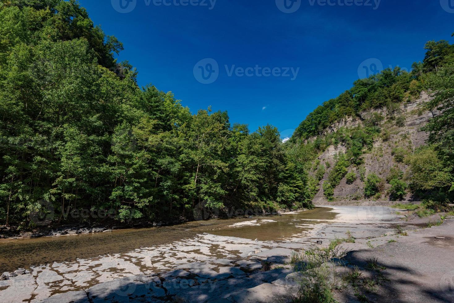 cataratas taughannock - sendero del desfiladero foto