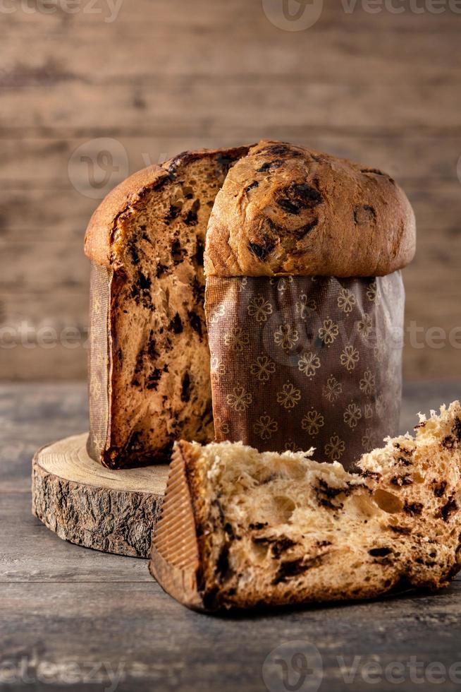 panettone italiano tradicional para navidad foto