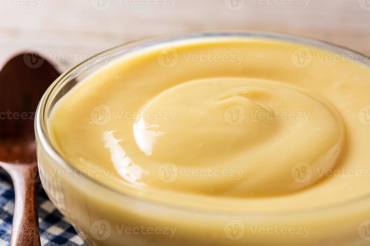 Pastry cream in a bowl photo