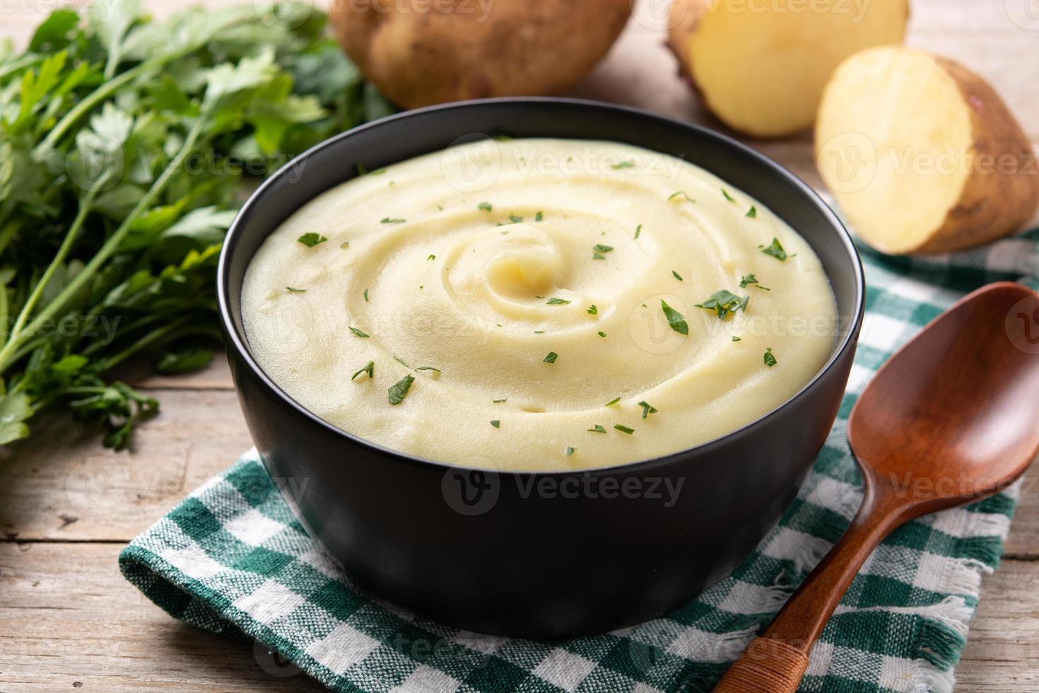 puré de papas en un bol foto