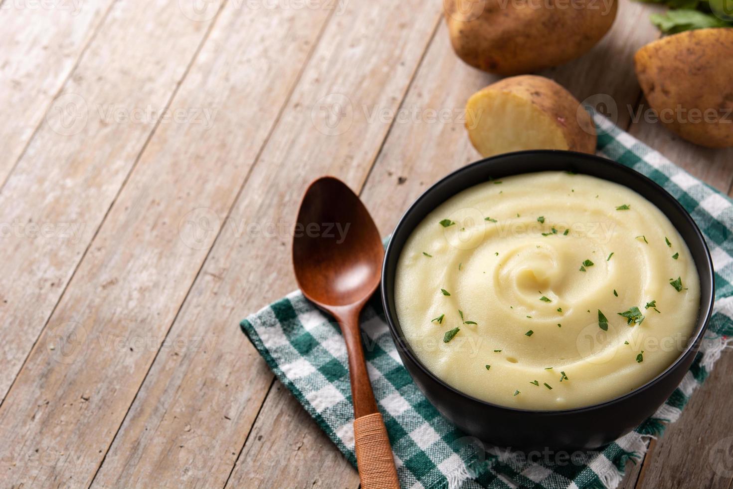 puré de papas en un bol foto