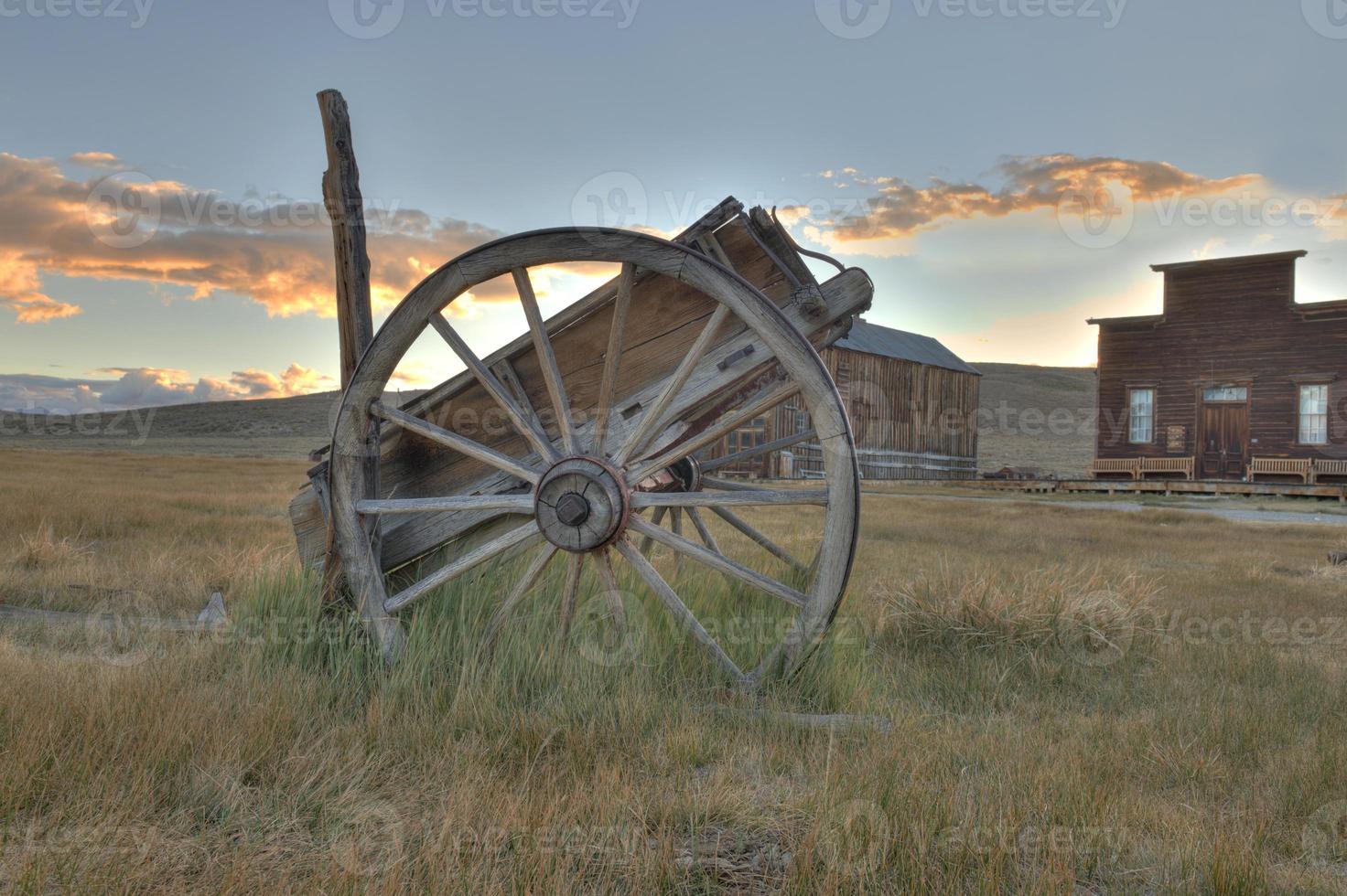 carro viejo, ciudad fantasma de bodie foto