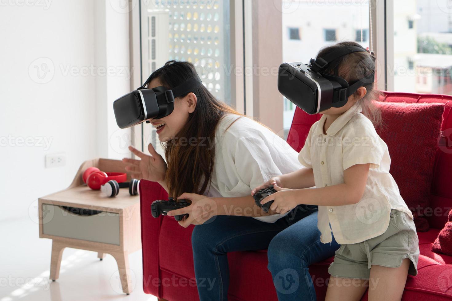 virtual reality friends mom
