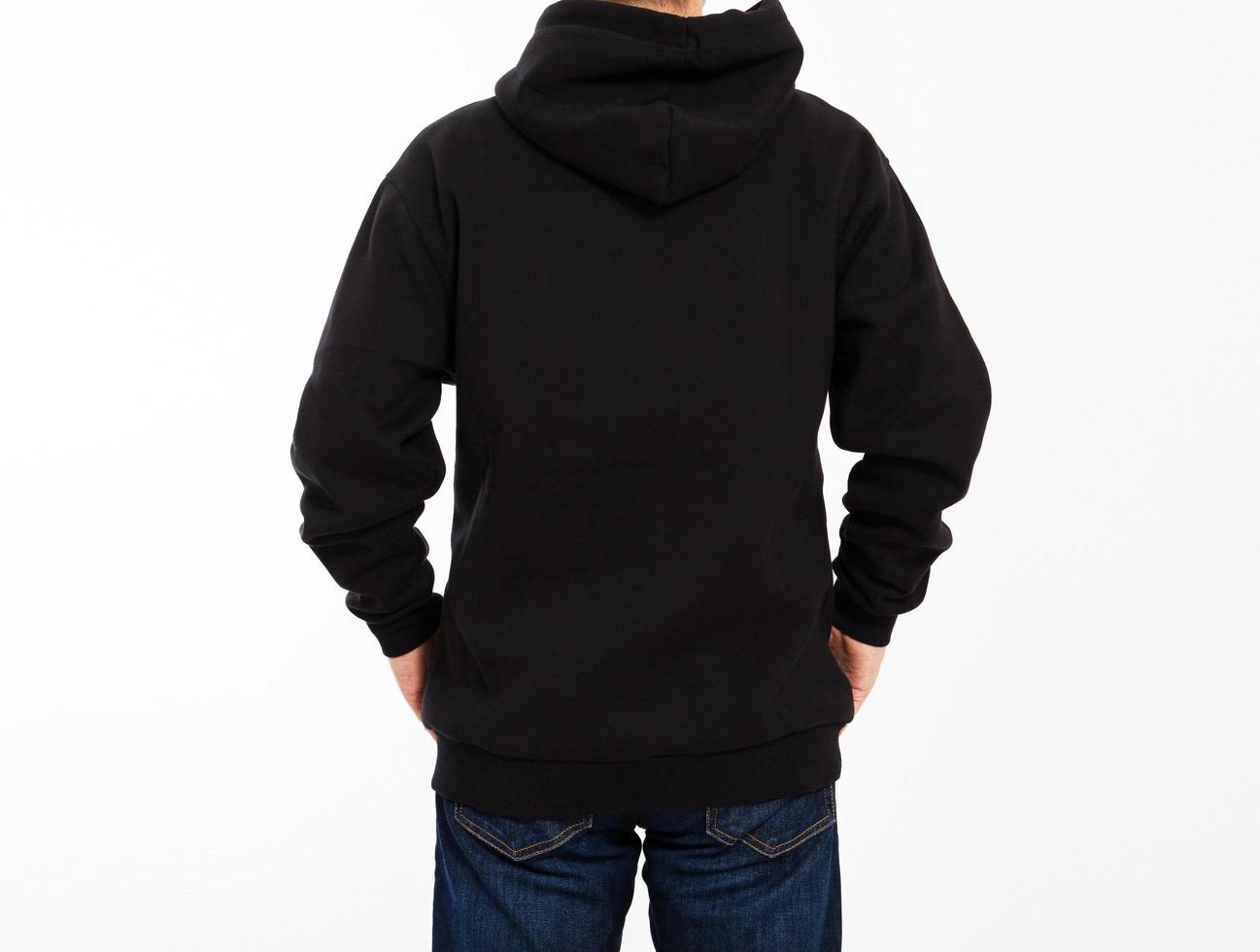 Hombre en sudadera negra sobre fondo blanco - maqueta de sudadera con  capucha masculina, capucha negra en blanco 3737144 Foto de stock en Vecteezy