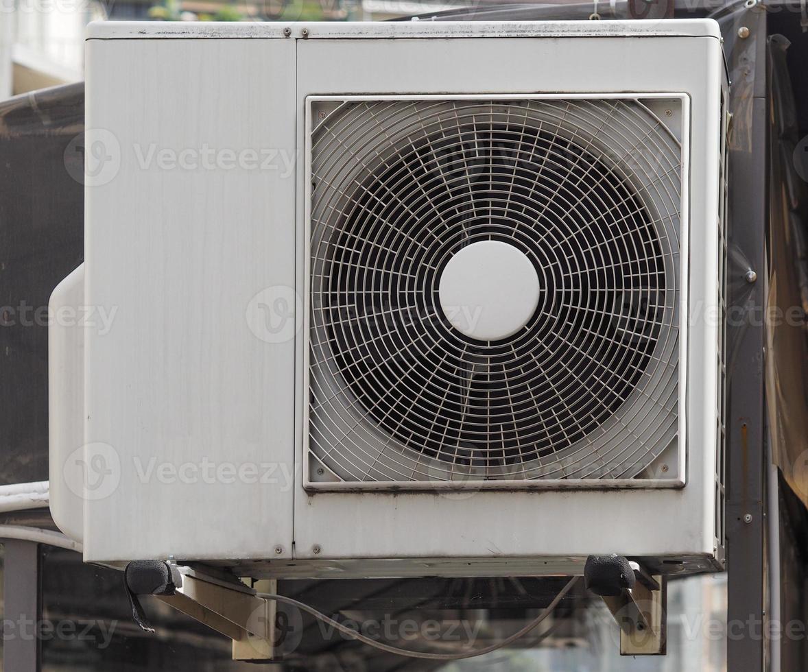 heating ventilation and air conditioning device photo