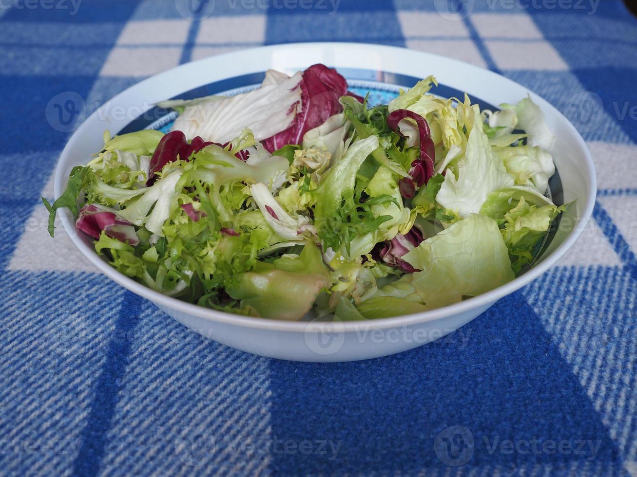 mixed leaf salad photo