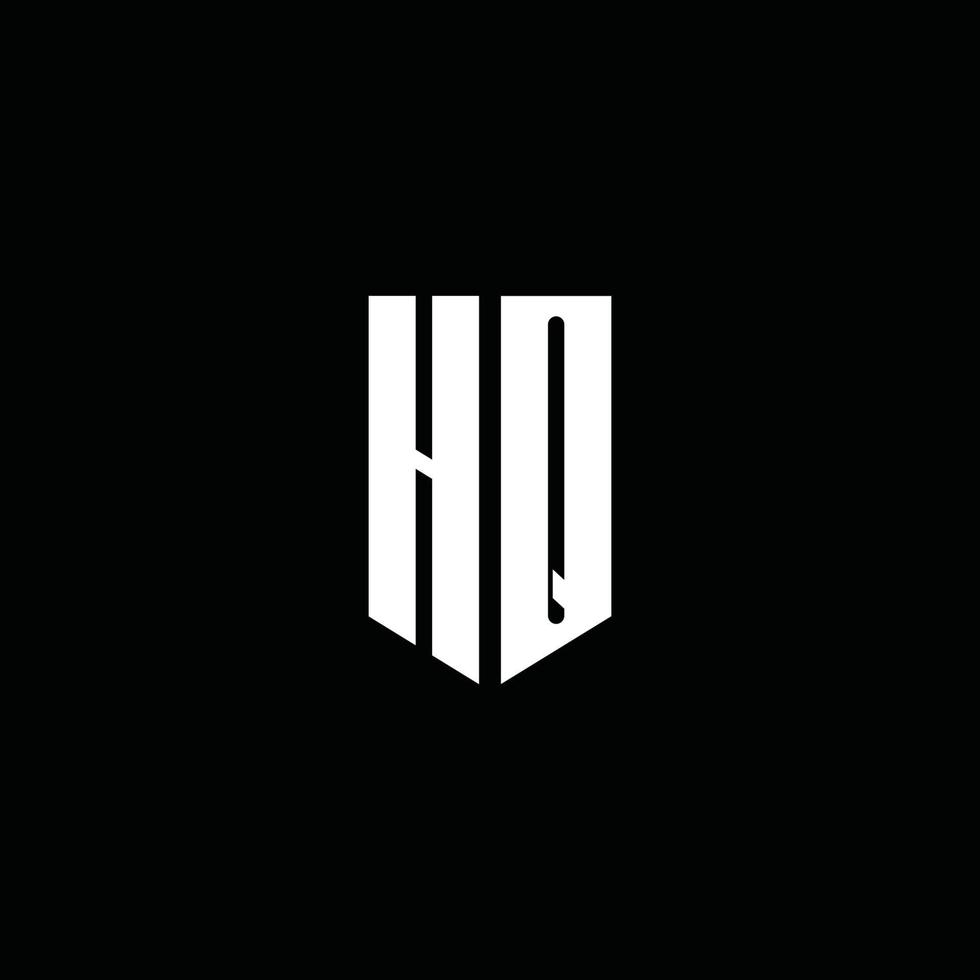 Monograma del logotipo de hq con estilo emblema aislado sobre fondo negro vector