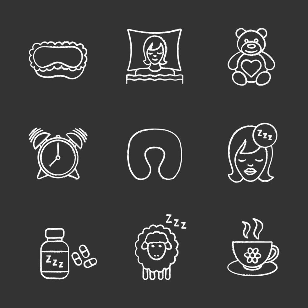 accesorios para dormir conjunto de iconos de tiza. mujer durmiendo, antifaz, osito de peluche, despertador, almohada, soporífero, oveja, taza de té de hierbas. ilustraciones de pizarra vector aislado