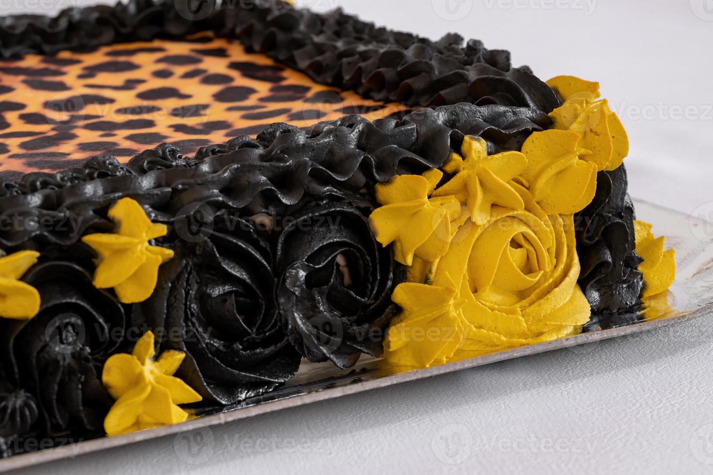 cake with leopard print photo