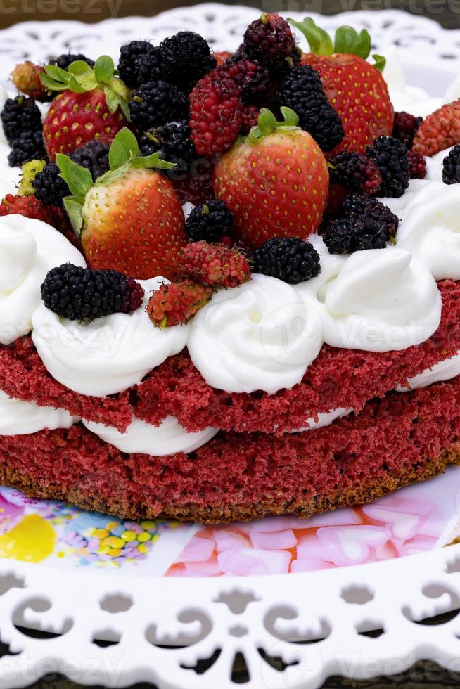 sweet strawberry cake photo