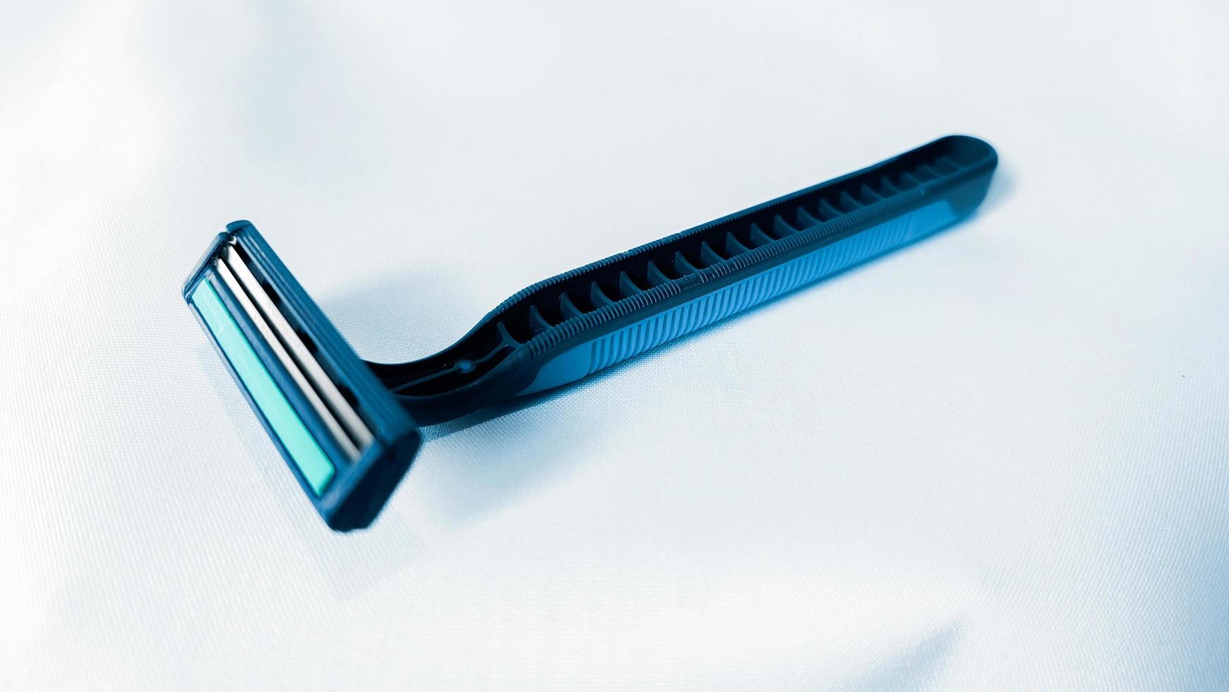 Shaving razor photo