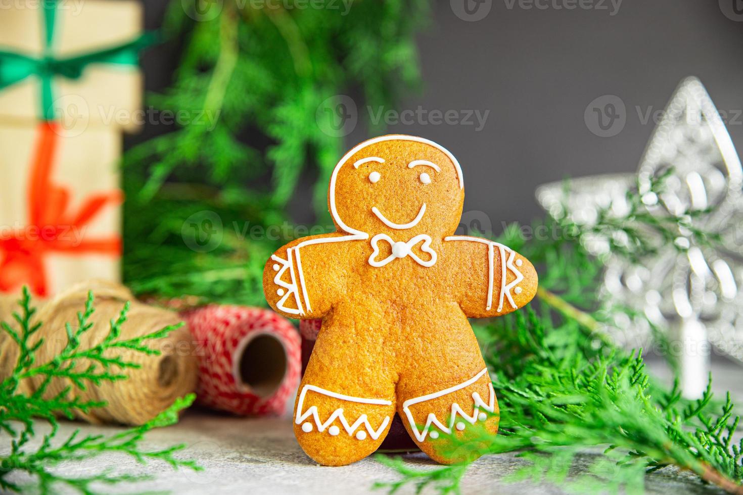 gingerbread christmas cookie sweet dessert new year homemade photo