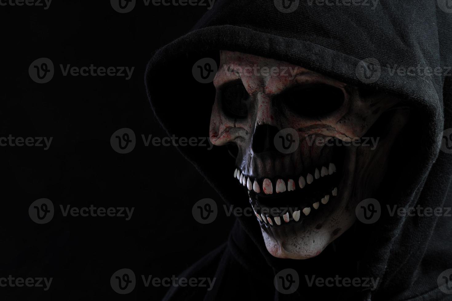 Dark Skull Head photo
