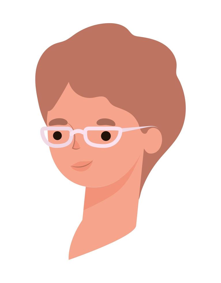 Rostro de mujer con cabello ligero y gafas sobre un fondo blanco. vector