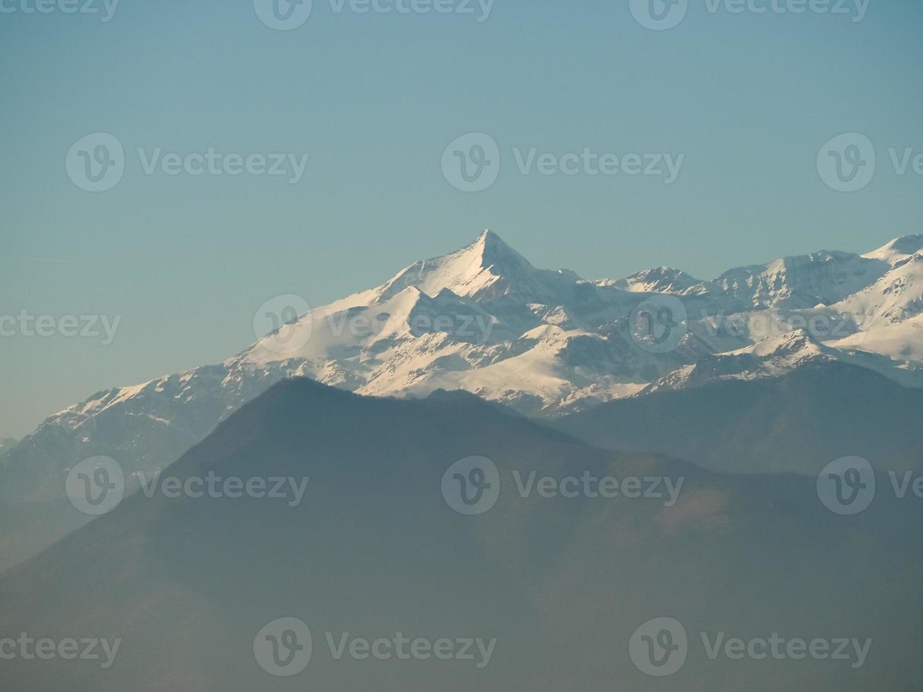 Alpes vistos desde Turín, Italia foto