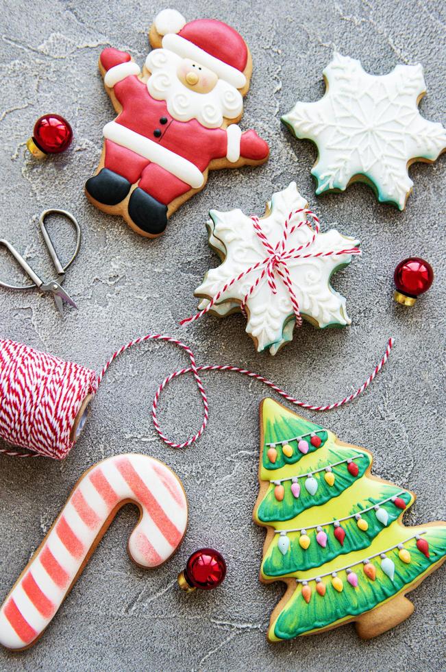 galletas de jengibre navideñas foto