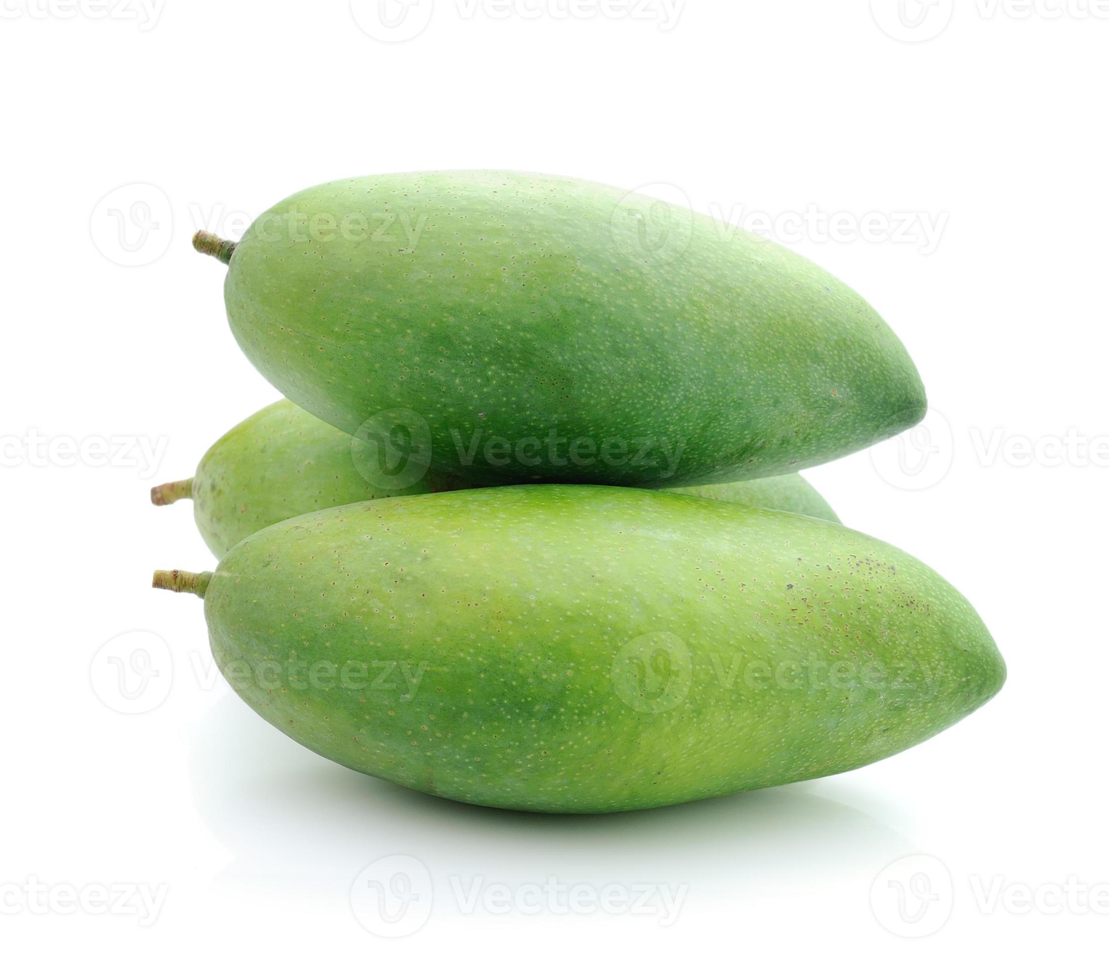 Green mango isolated on a white background 4155541 Stock Photo at Vecteezy