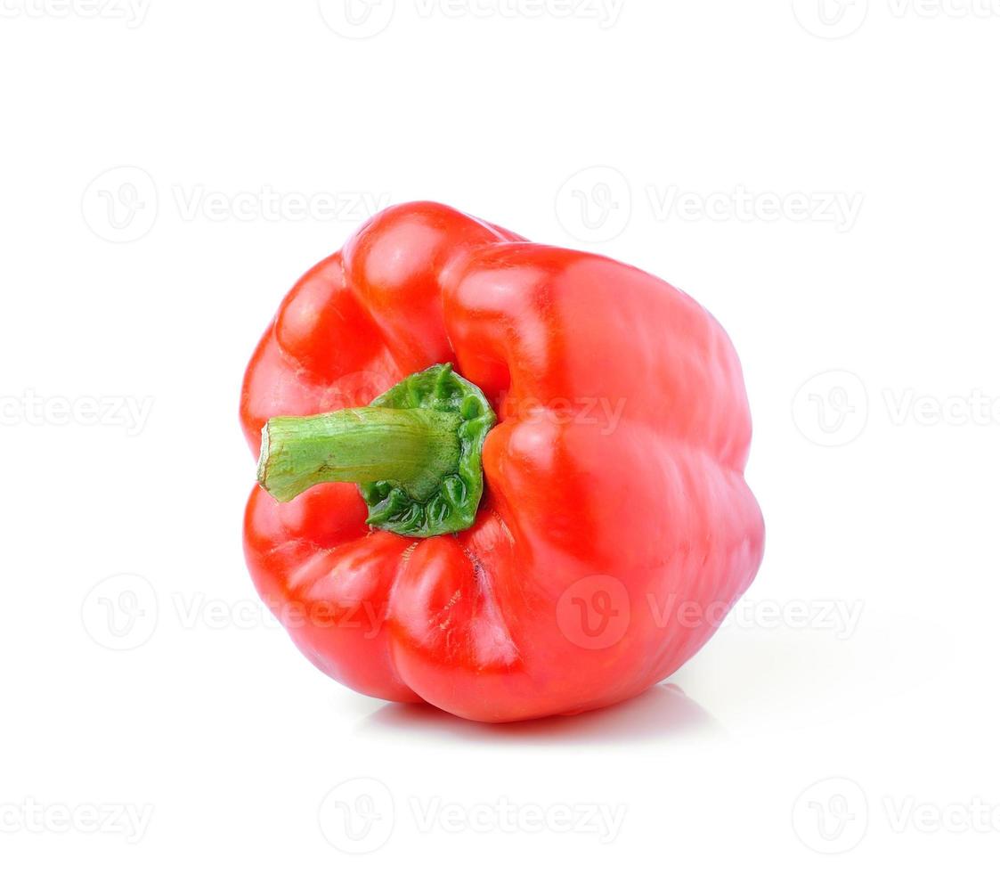 pimiento rojo dulce aislado sobre fondo blanco foto