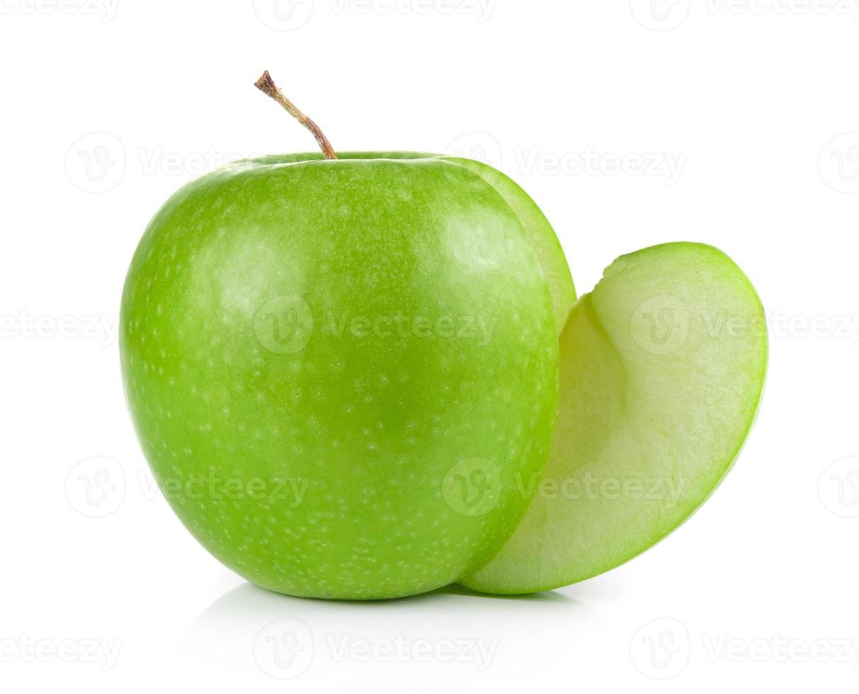 manzana verde sobre fondo blanco foto