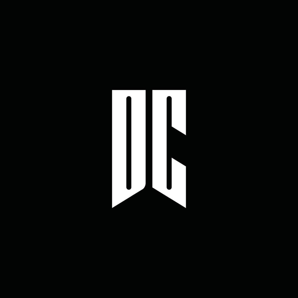 Monograma del logotipo de DC con estilo emblema aislado sobre fondo negro vector