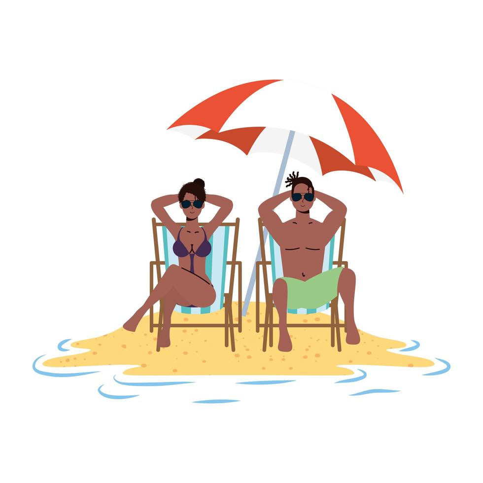 Pareja afro relajándose en la playa sentados en sillas y sombrilla vector