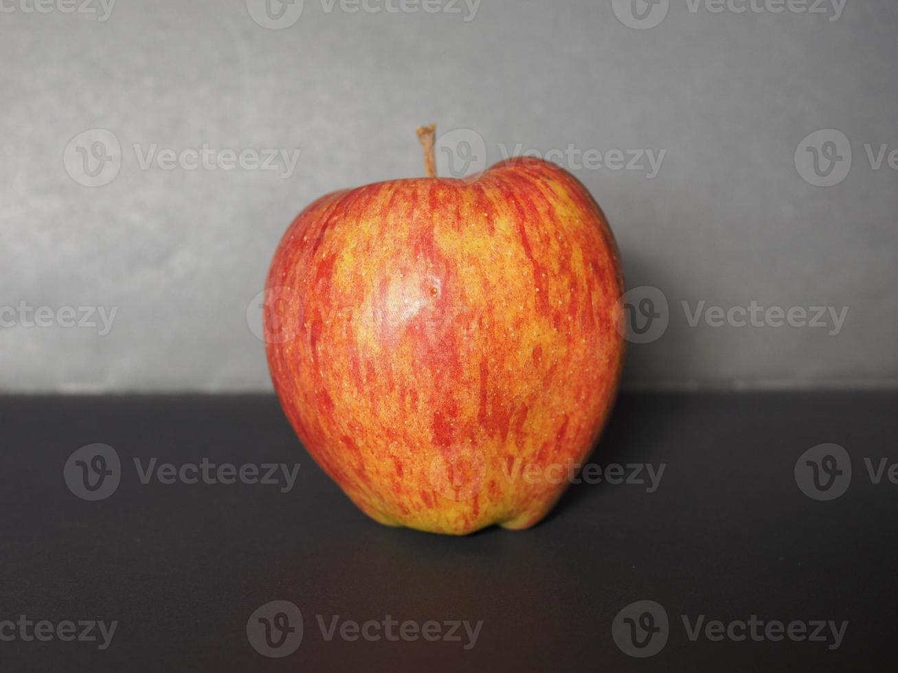 red apple fruit food photo