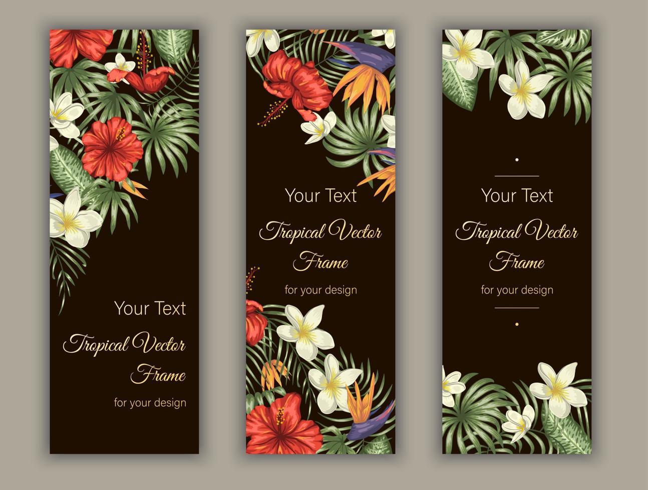 marcadores de vector con hojas verdes tropicales, plumeria, strelitzia y flores de hibisco sobre fondo negro. plantillas verticales tropicales de verano o primavera. diseño de selva exótica de moda