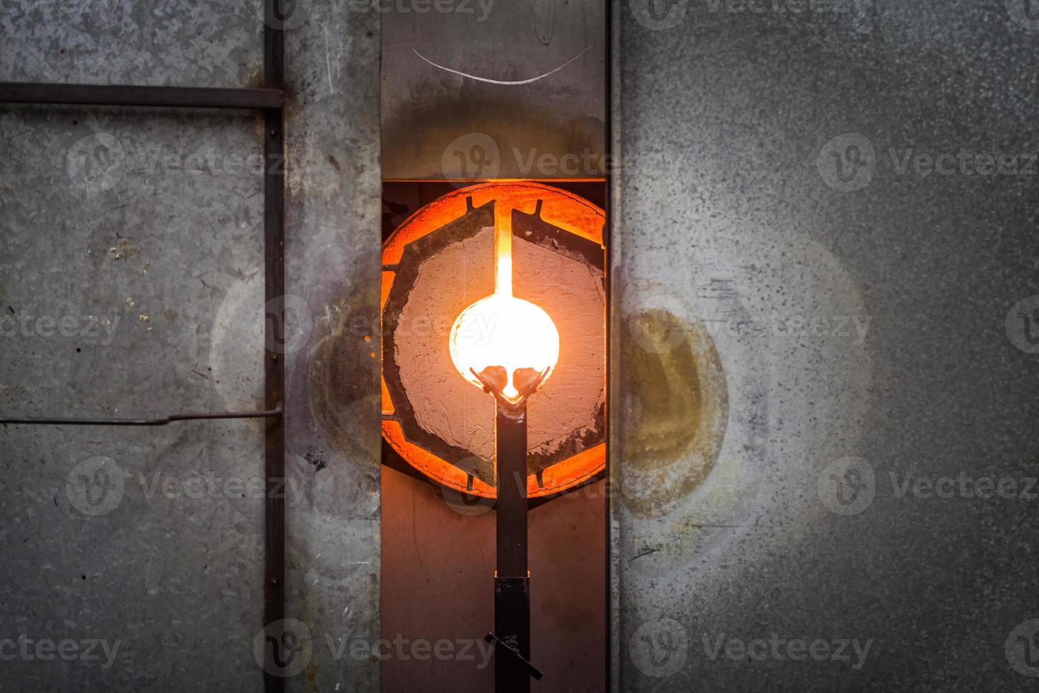 horno de horno para soplado de vidrio foto