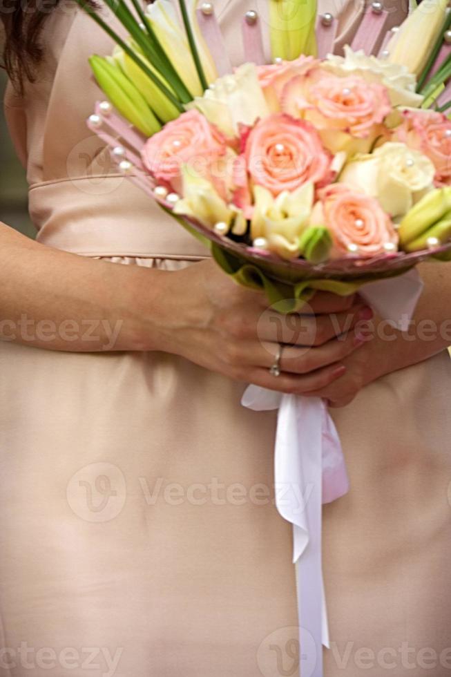 Pink bridal bouquet photo