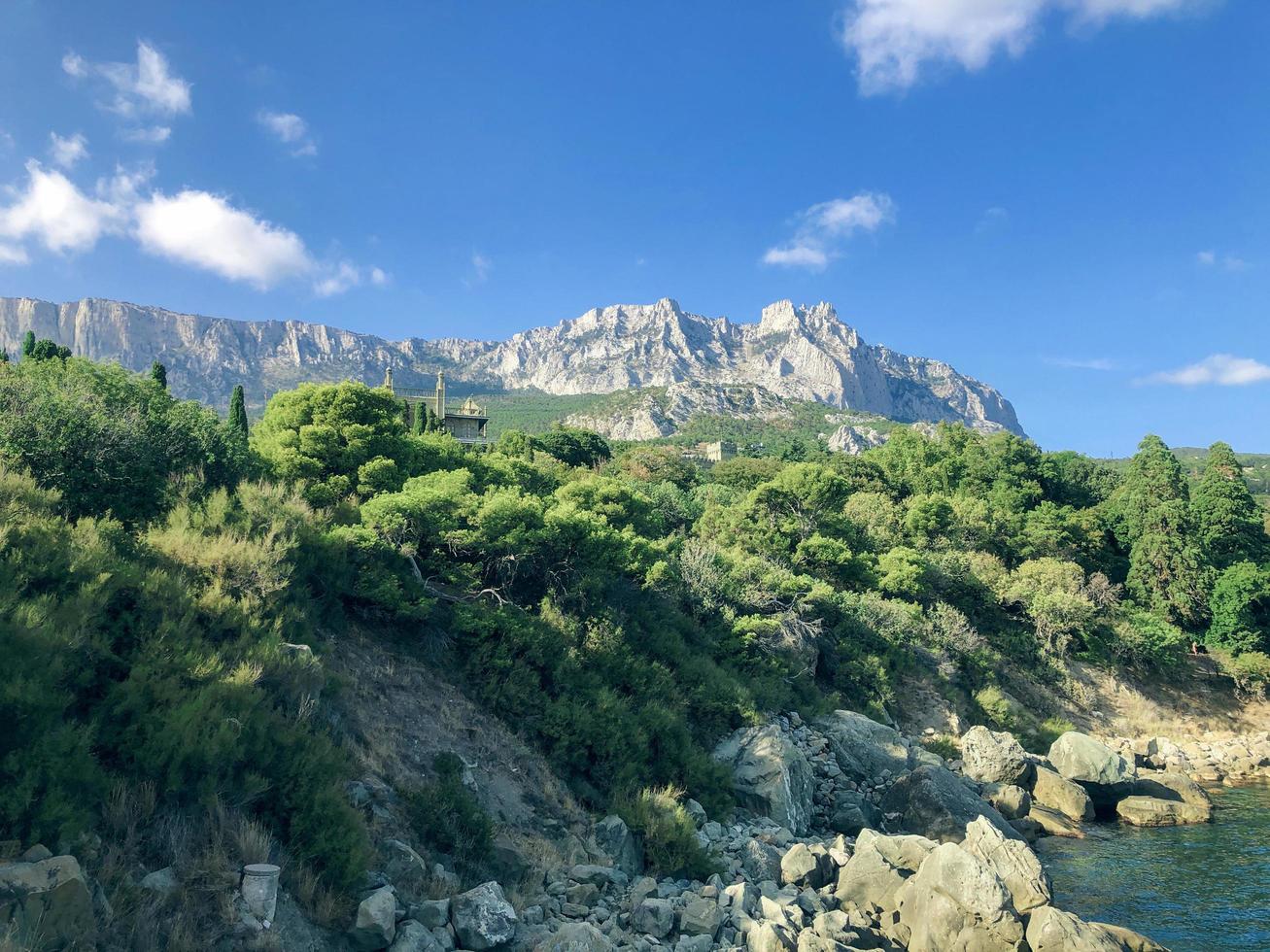 hermosa vista a la montaña en crimea foto