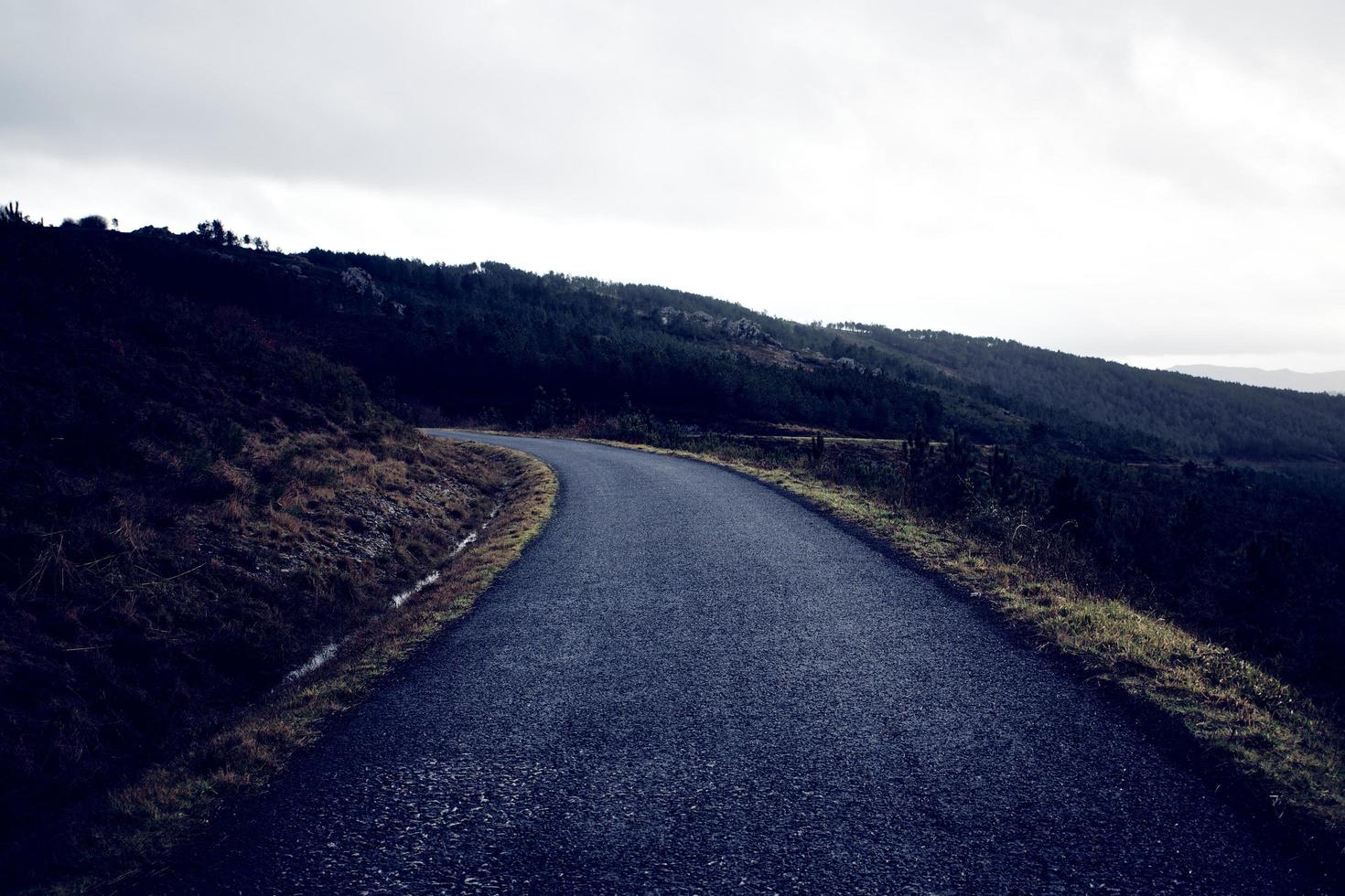 road on the mountains photo