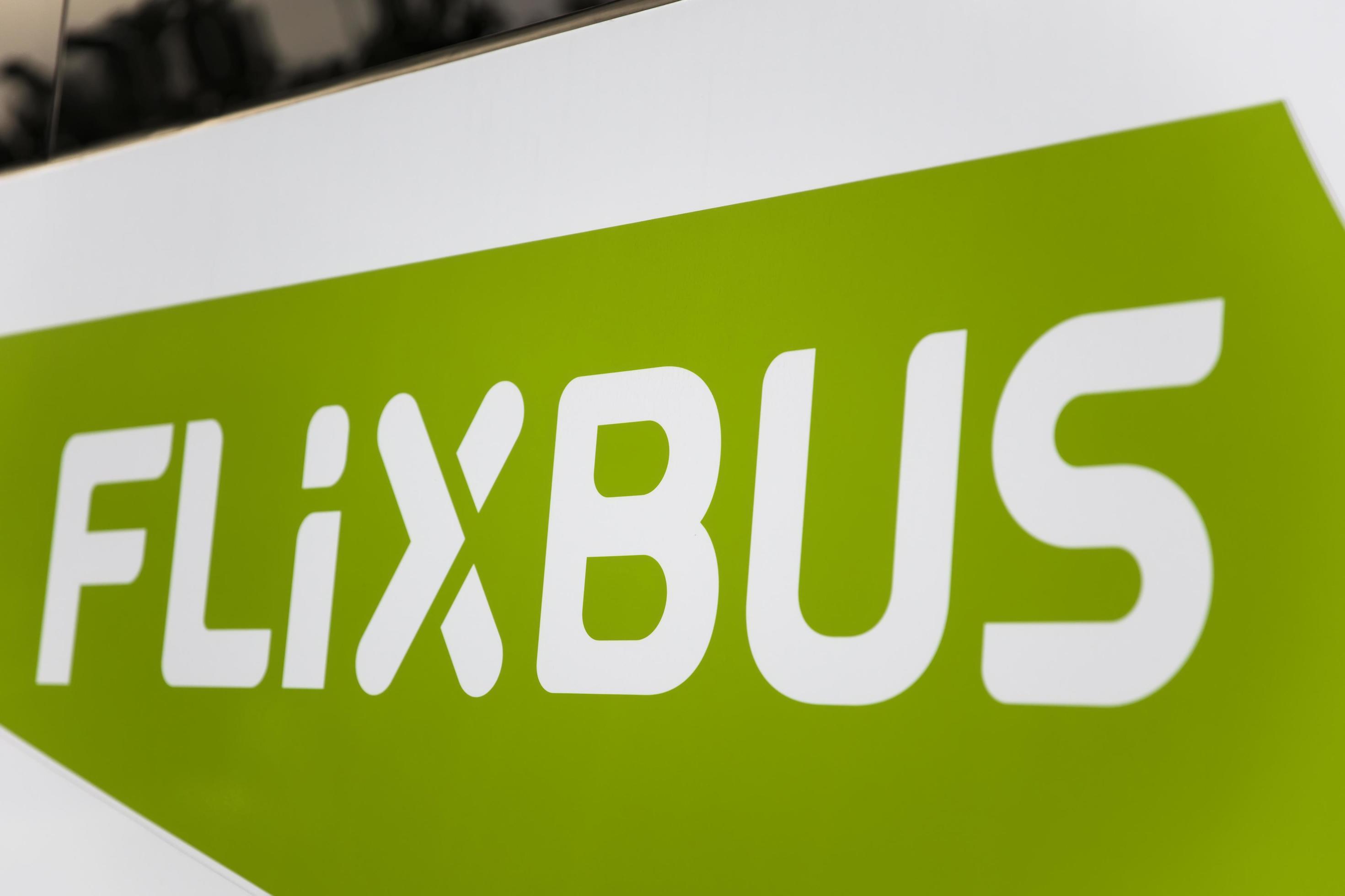 Zurich, Suiza, 23 de septiembre de 2018 Detalle del autobús flixbus
