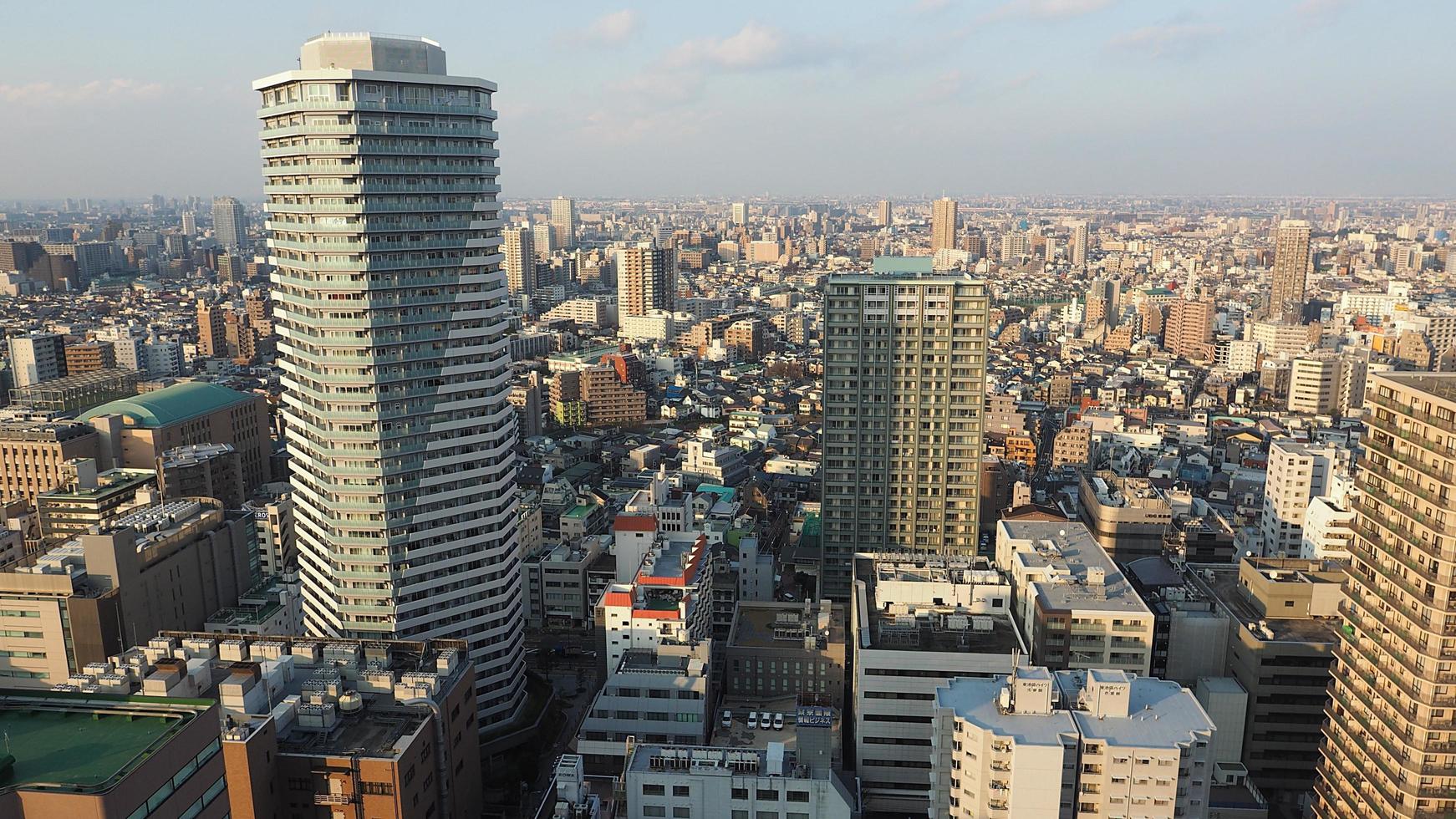 distrito de ikebukuro. vista aérea de la ciudad de ikebukuro, tokio, japón. foto