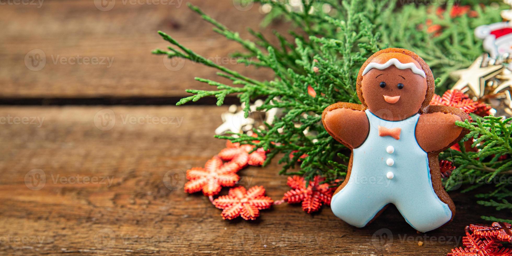 galleta de navidad de hombre de jengibre foto