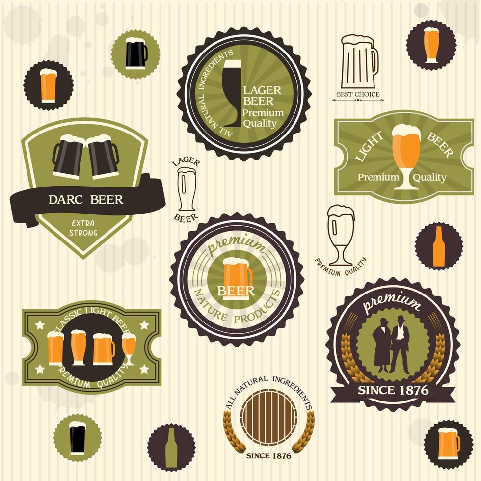 insignias y etiquetas de cerveza en estilo vintage vector