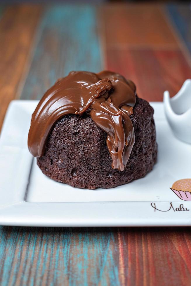 chocolate cake with chocolate cream photo