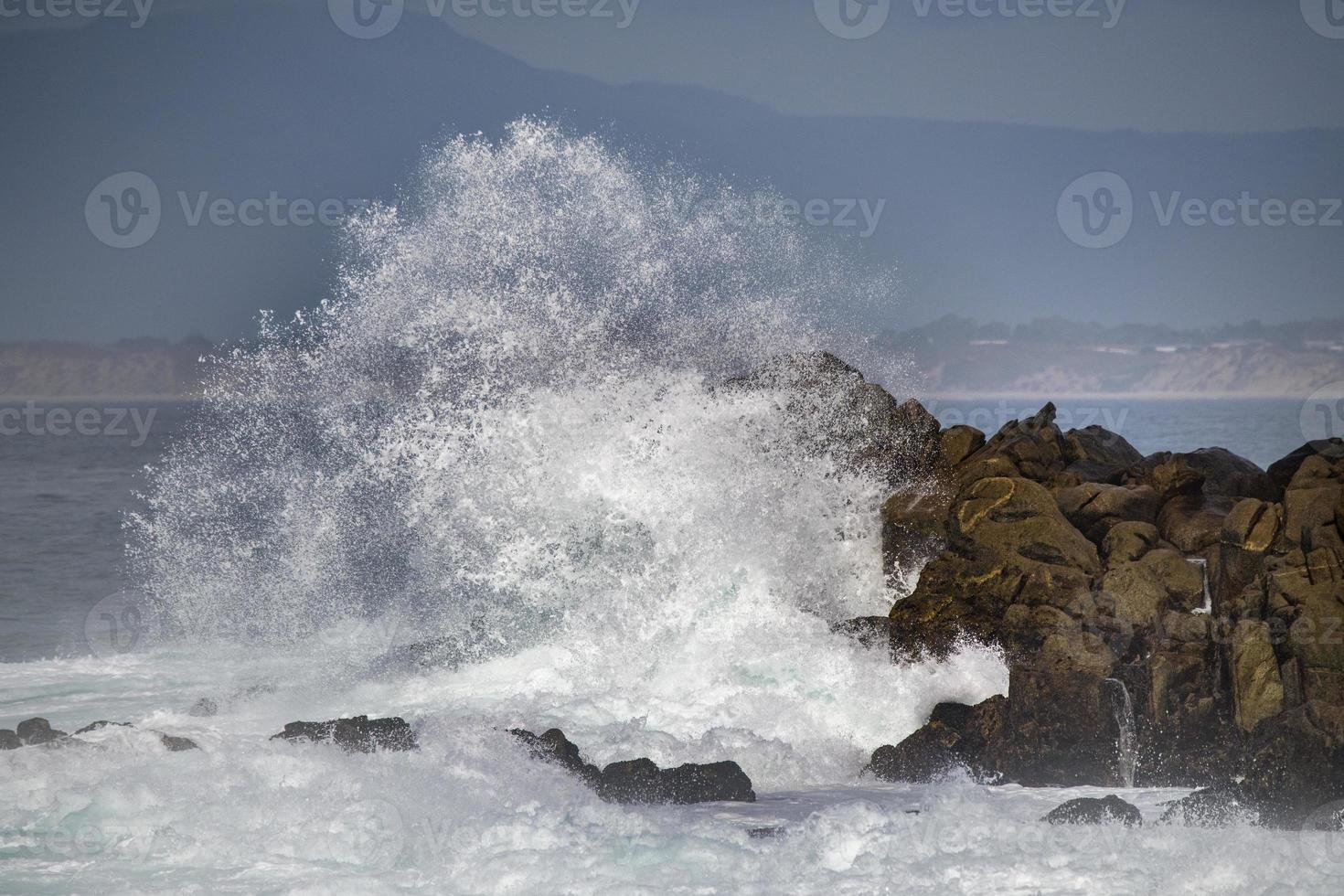 surf del océano, pacfic grove foto