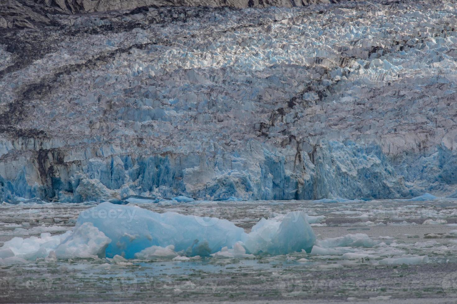 Dawes glacier terminal e iceberg, Alaska foto