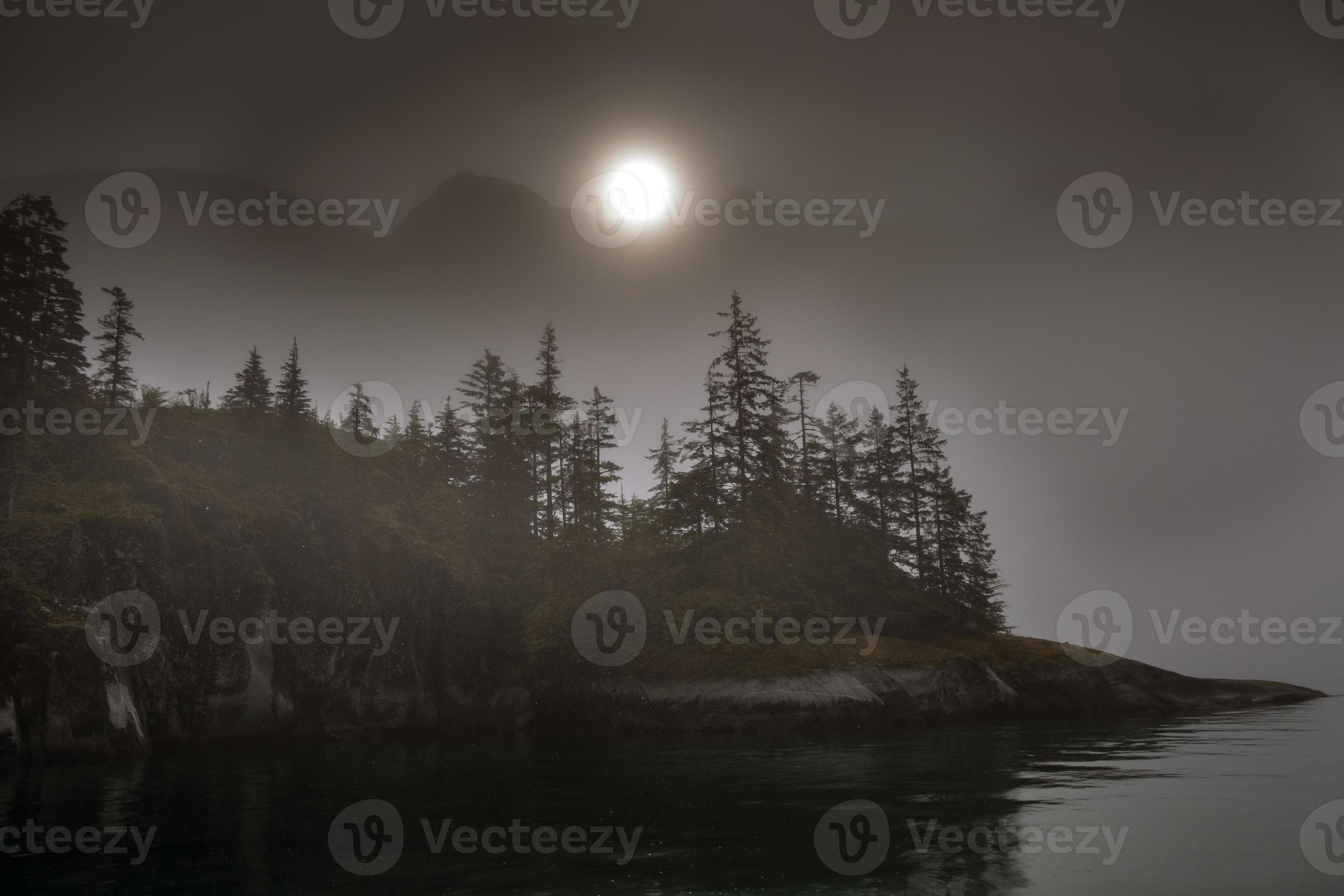 Sun and Fog, Fords Terror, Alaska 4407304 Stock Photo at Vecteezy