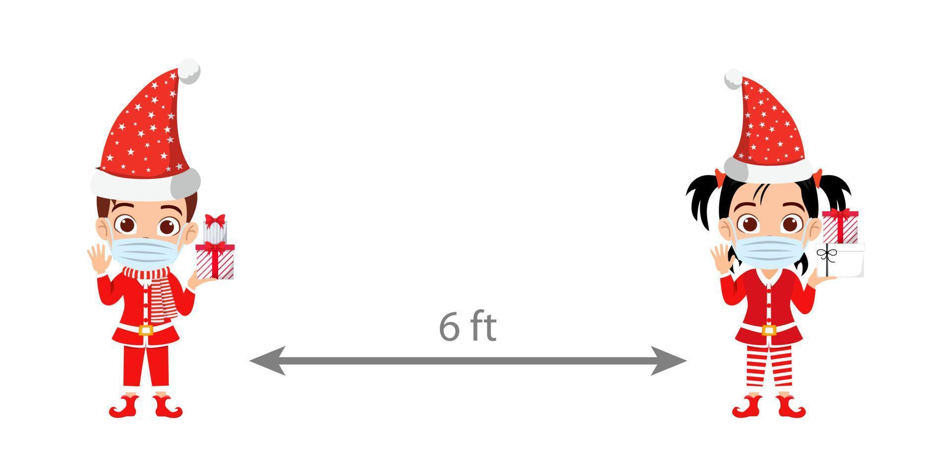 lindo niño hermoso personaje de niño y niña con traje de navidad y máscara facial sosteniendo cajas de regalo y manteniendo una distancia social de 6 pies vector