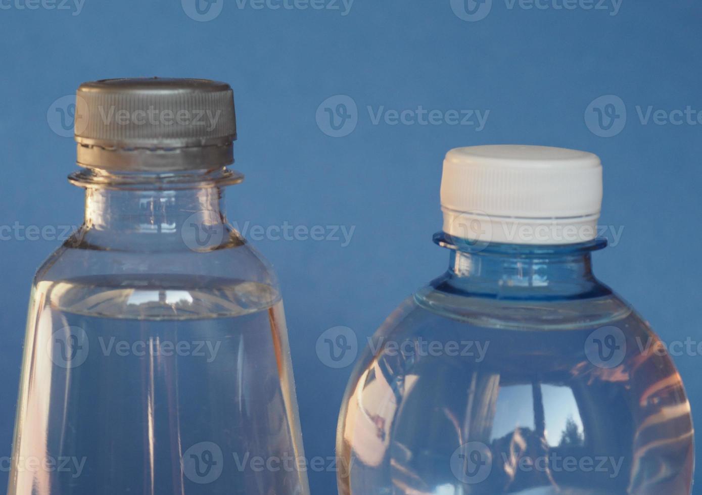 botellas de agua foto