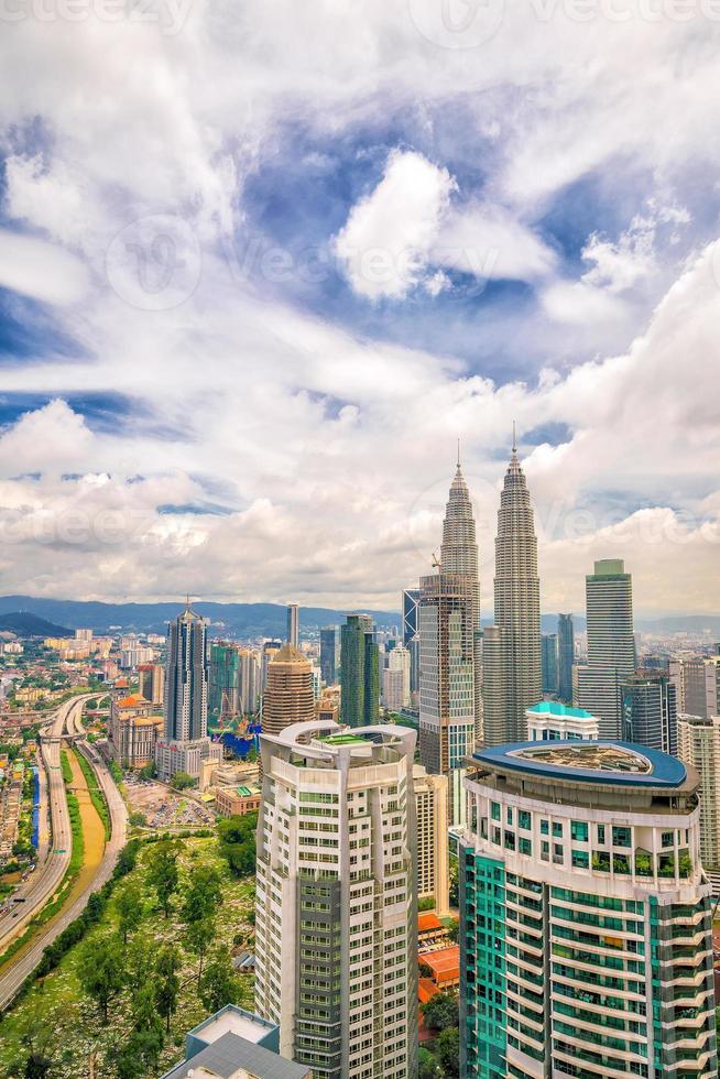 horizonte del centro de kuala lumpur foto