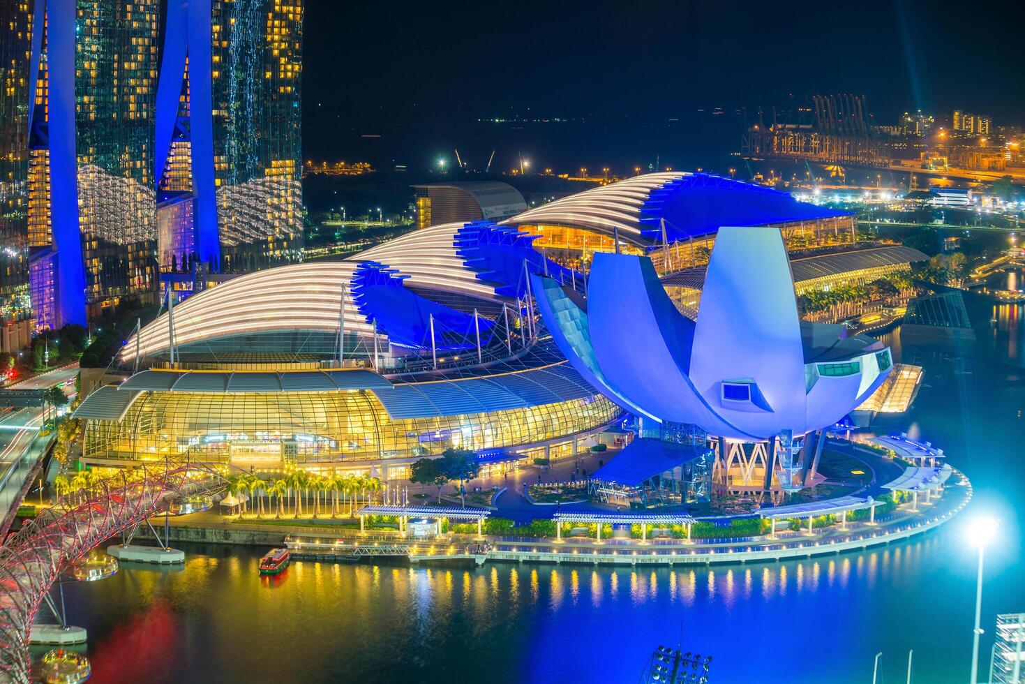 Singapore downtown skyline photo